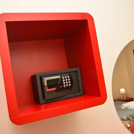 Furture'rooms 4* نابولي
