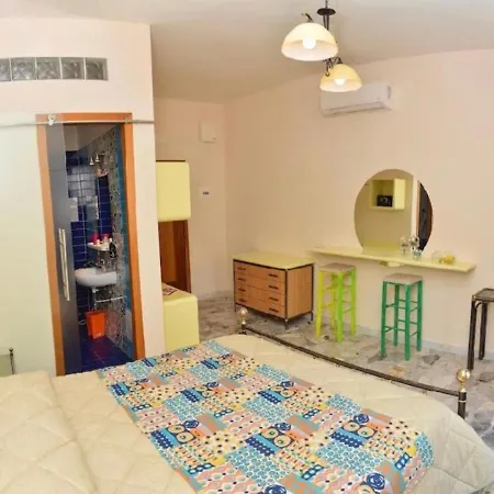 Furture'rooms 4* Nápoles